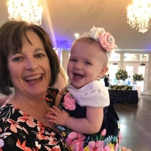 Meet your Posher, Teresa